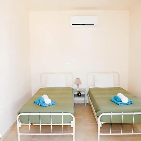 Agesilaos Seaview 33 *