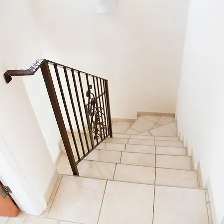 וילה Agesilaos Seaview 33