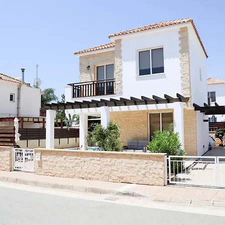 Agesilaos Seaview 33 * 아이아 나파