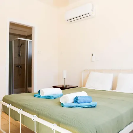Agesilaos Seaview 33 וילה